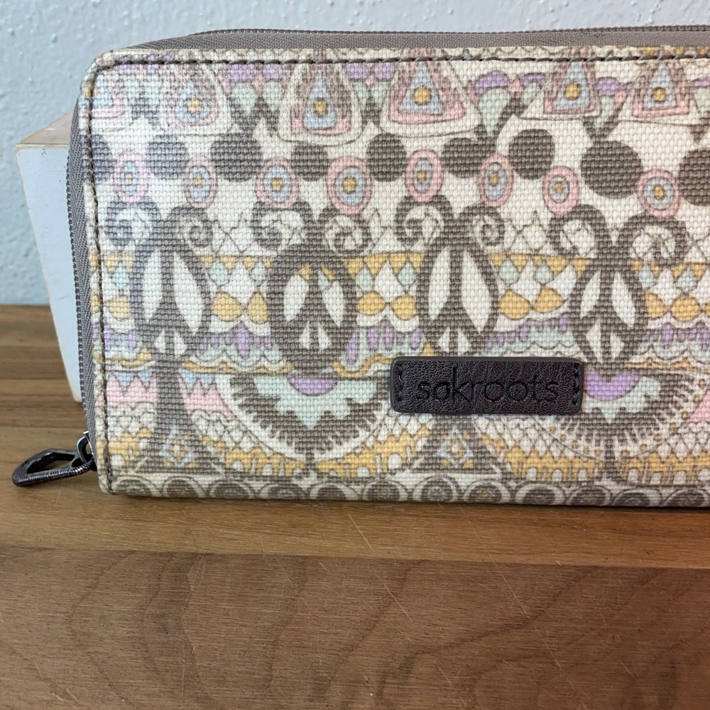 Sakroots Zip Around Wallet Multicolor Tribal Boho Print RFID Card Holder Coin